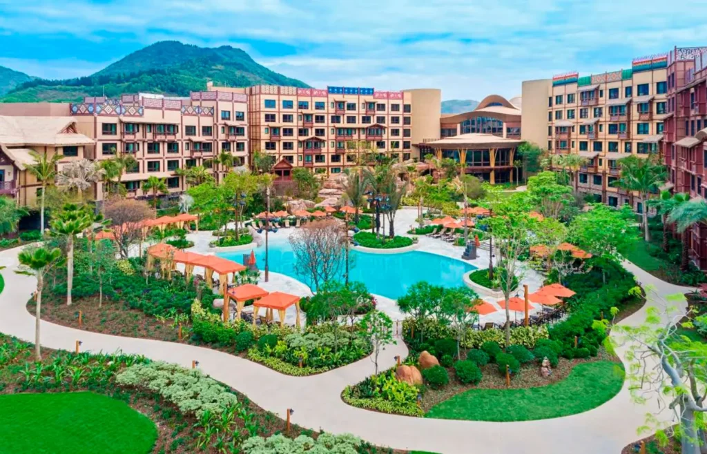 Disney Explorers Lodge